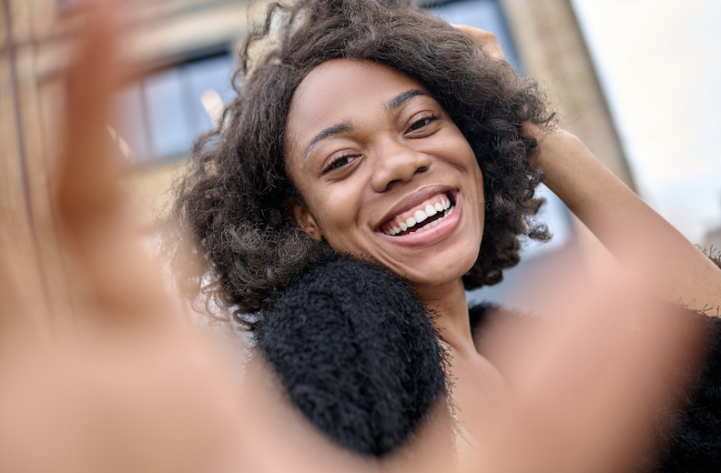 Essential elements of an attention-grabbing headshot.